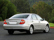 Toyota Camry 2001–2006 Chrómová lišta nad ŠPZ fotografia 1