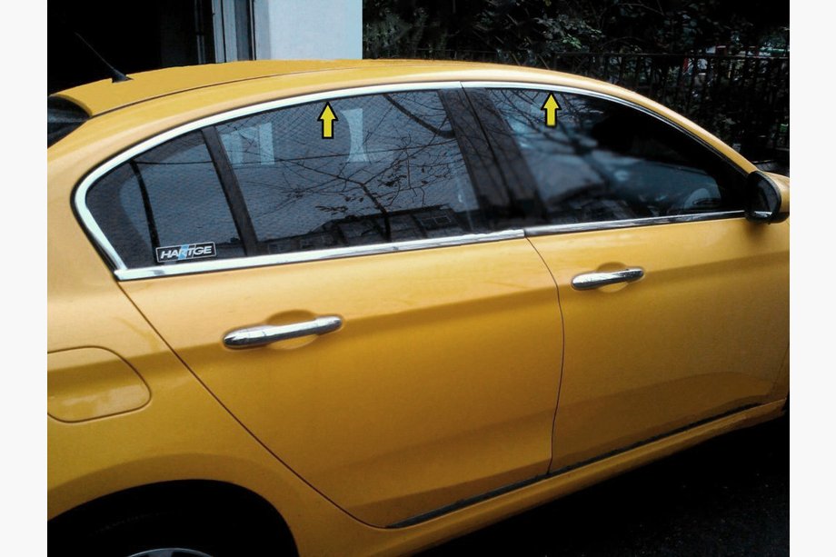 Fiat Tipo Cross 2021– Horná lišta okien (nerezová oceľ) Image