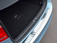 Volkswagen Passat B7 2012–2015 Lišta na zadný nárazník OmsaLine, lesklá (SW, nerez) fotografia 1