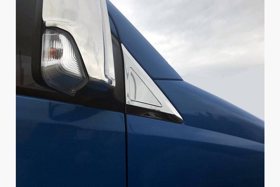 Mercedes Sprinter W906 2006–2018 Kryty pri zrkadlách (2 ks, nerez) OmsaLine – talianska nehrdzavejúca oceľ Fotografia 2
