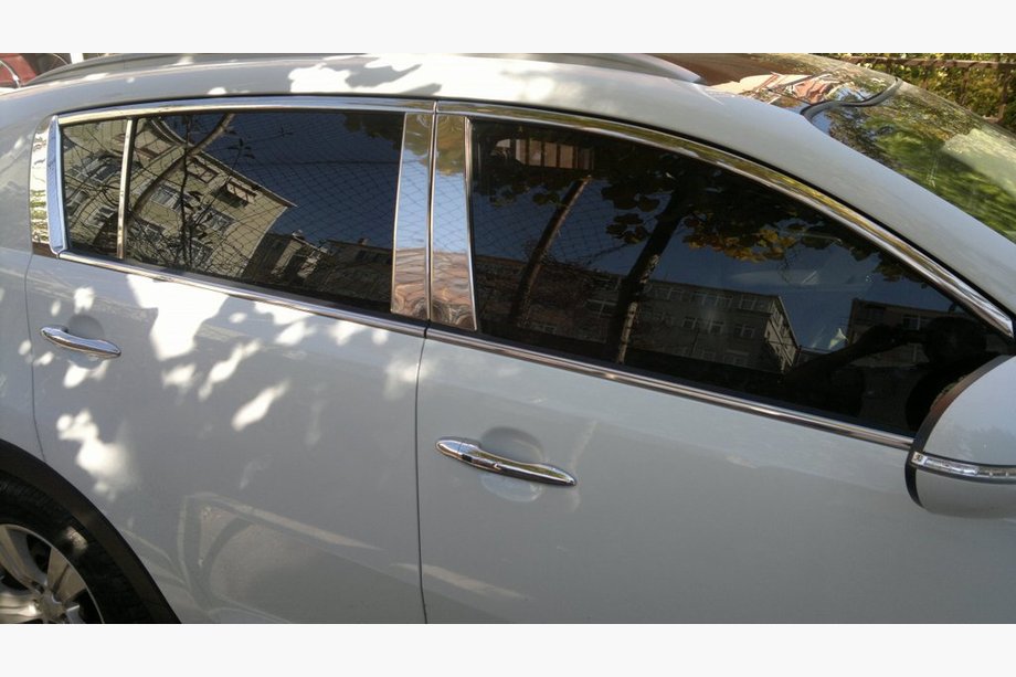 Ford Focus II 2008–2011 Lišta stĺpikov dverí (nerez) Image