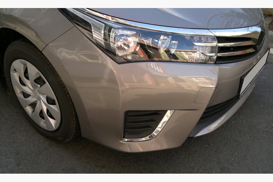Toyota Corolla 2013–2019 Nerezové kryty hmlových svetiel (2013-2016) Image