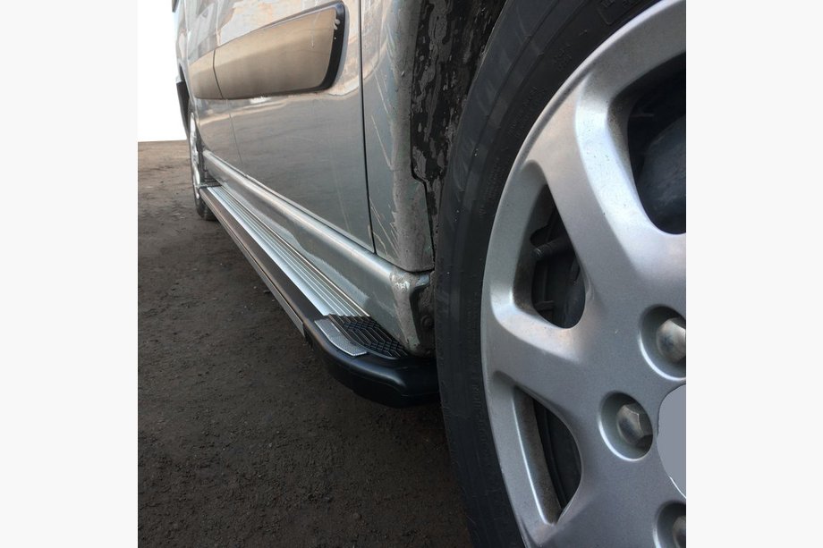 Toyota Proace 2016– Bočné nášľapy Rainbow (2 ks, hliník) Image