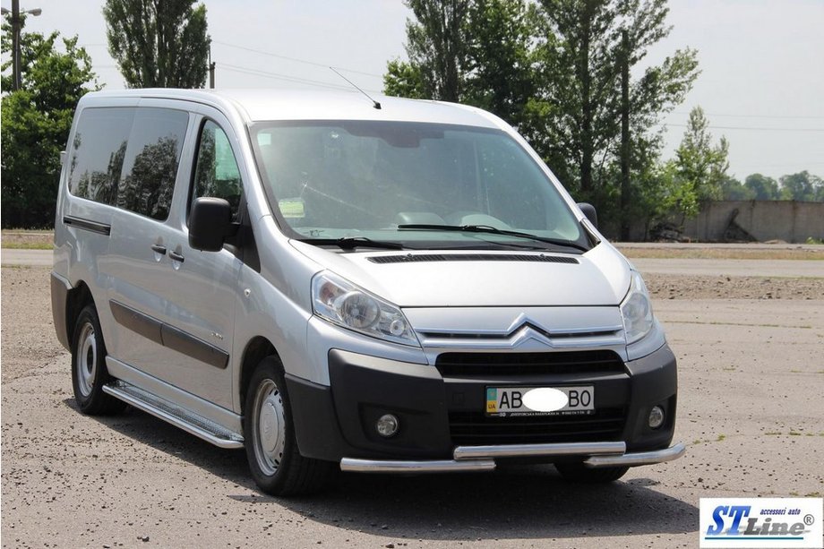 Fiat Scudo 2007–2015 Predný ochranný rám ST009 (nerez) Fotografia 3