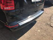 Volkswagen T6 2015–2024 Nerezová lišta na zadný nárazník Omsa matná (1 dvere, nerez) fotografia 4