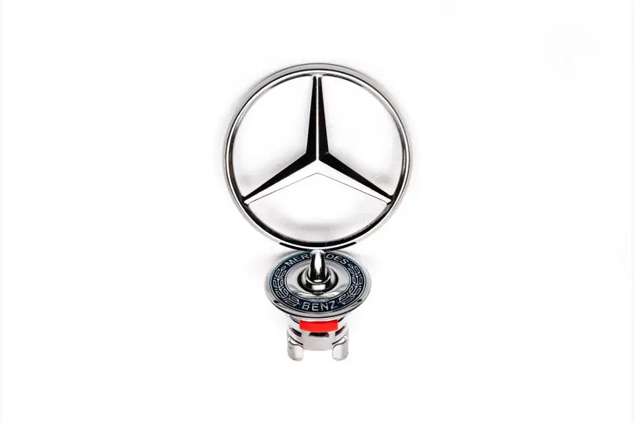 Mercedes S-class W222 2013–2022 Emblém so zameriavacím krížom (s nápisom) Image