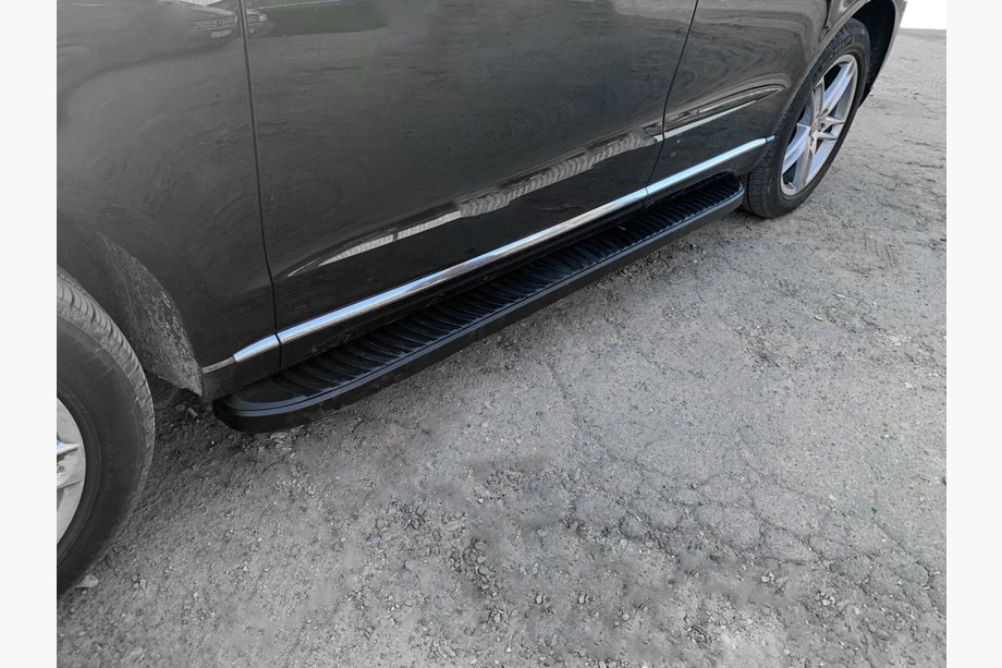 Audi Q5 2008–2017 Bočné prahy Tayga Black (2 ks, hliník) Image