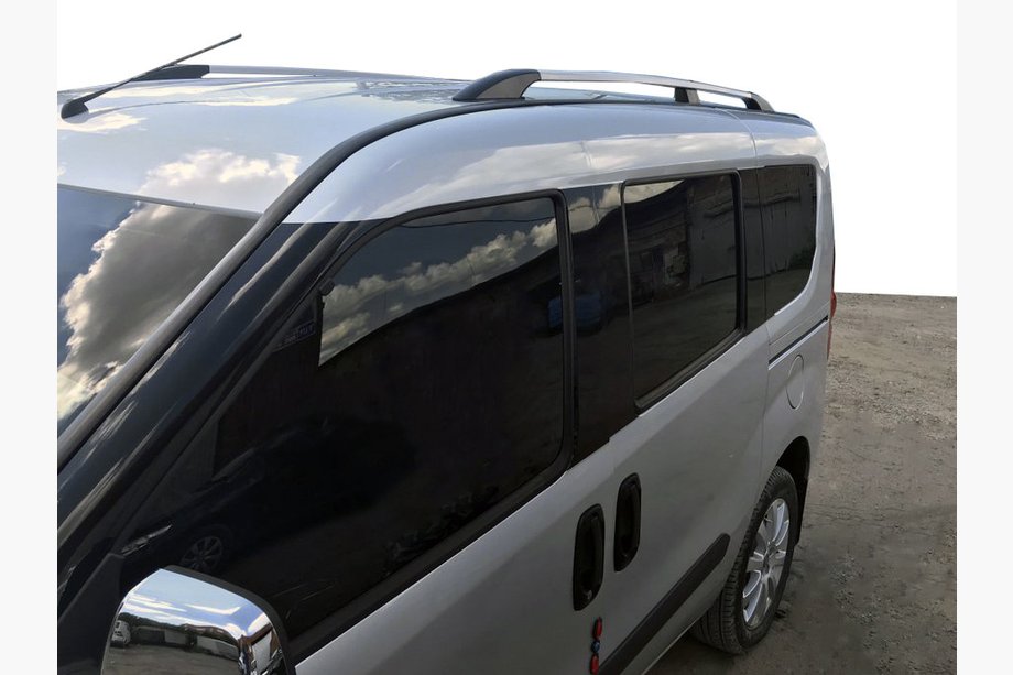 Fiat Doblo II 2010–2022 VÝPREDAJ!!! Strešné lyžiny sivá metalíza Štandardná základňa Image