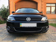 Volkswagen Jetta 2011–2018 Nerezové kryty hmloviek (2 ks) fotografia 1