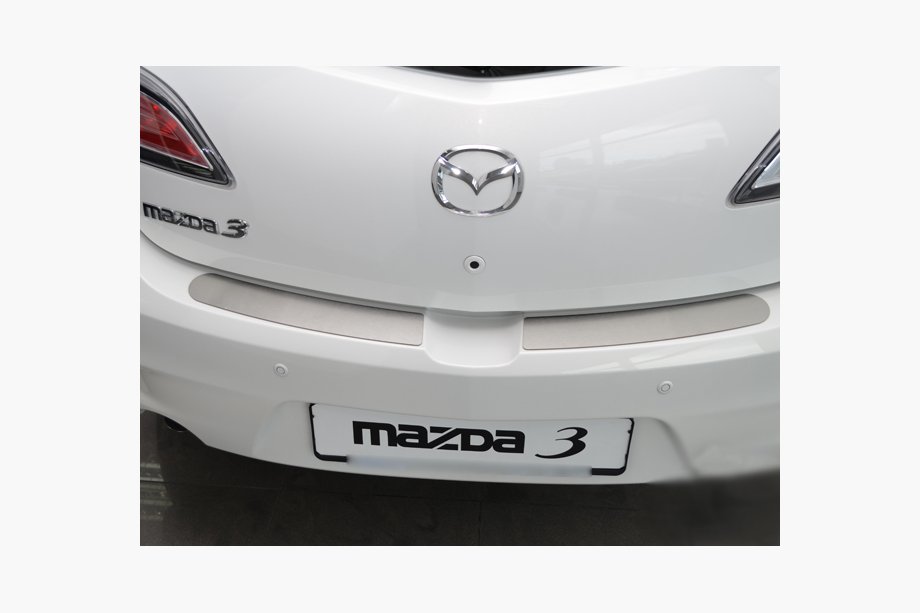 Mazda 6 2008–2012 Nerezová lišta na zadný nárazník Nataniko Image