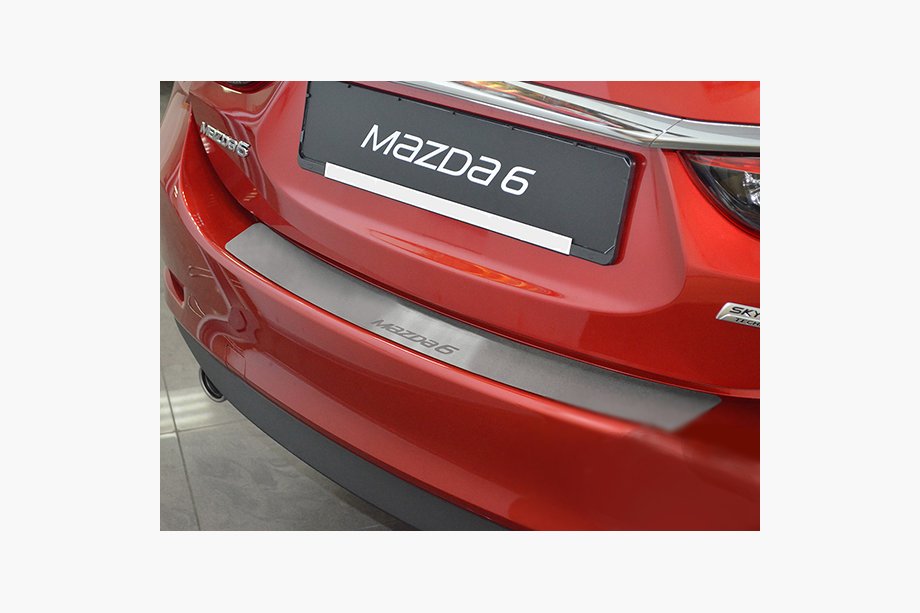 Mazda 6 2012–2024 Nerezová lišta na zadný nárazník Nataniko (4D, nerez.) Image