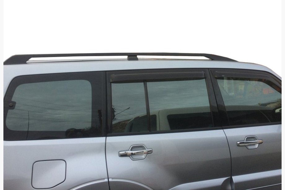 Mitsubishi Pajero Wagon III 1999–2006 Strešné lyžiny v originálnom dizajne (2 ks) Image