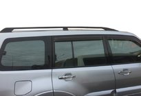 Mitsubishi Pajero Wagon III 1999–2006 Strešné lyžiny v originálnom dizajne (2 ks) fotografia 1