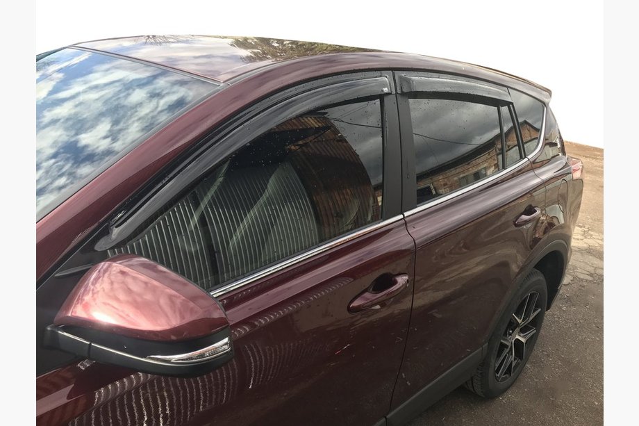 Toyota Rav 4 2013–2018 Okenné deflektory (4 ks, EGR) Image