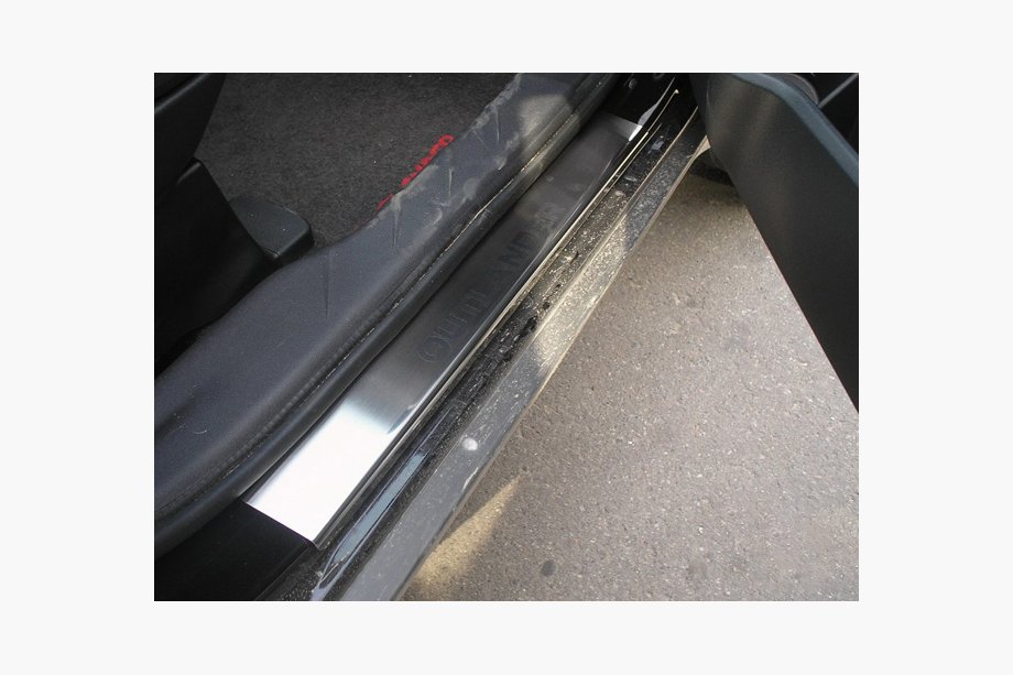 Mitsubishi Outlander 2006–2012 Nerezové prahové lišty Nataniko (4 ks) Image