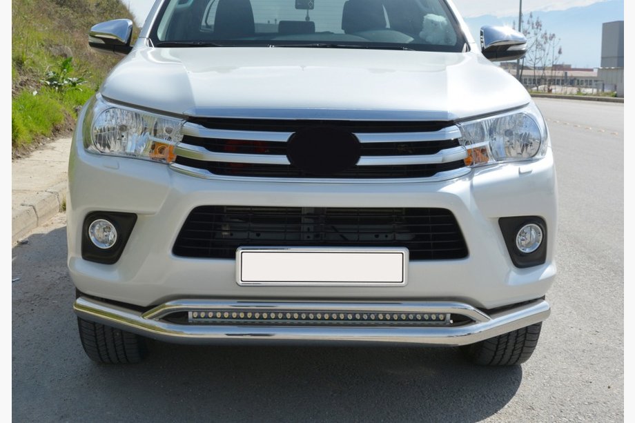 Toyota Hilux 2015– Predný dvojitý ochranný rám Vegas (2015-2020, nerez) Image