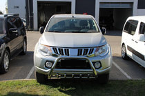 Mitsubishi L200 2015–2024 Predný ochranný rám WT003 (nerez) fotografia 2