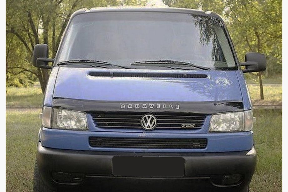 Volkswagen T4 Transporter 1990–2003 Deflektor kapoty (šikmé svetlomety) (VIP) Image