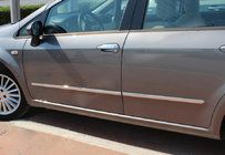 Fiat Linea 2006–2018 Nerezové lišty na dvere (4 ks) fotografia 1