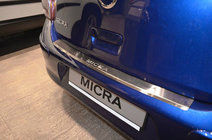 Nissan Micra K13 2011–2016 Nerezová lišta na zadný nárazník s ohybom Nataniko (nerez) fotografia 1