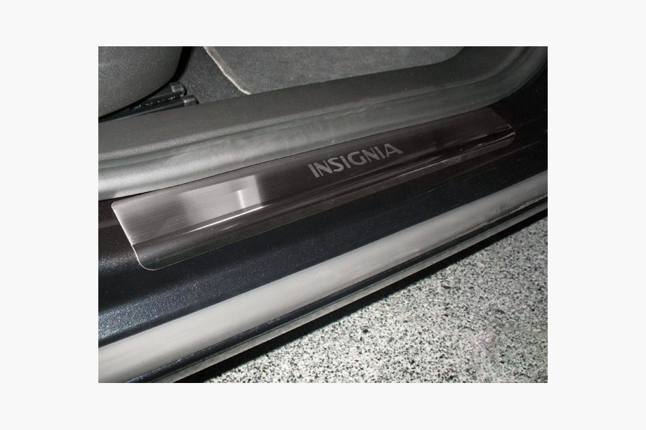 Opel Insignia 2008–2017 Natanika Premium kryty prahov (4 ks, nerez) Fotografia 1