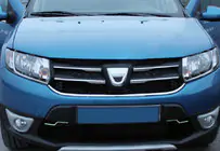 Dacia Sandero 2013–2020 Lišty na masku, variant 1 (4 ks, nerez) fotografia 1