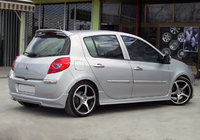 Renault Clio III 2005–2012 Bočné prahy (na lakovanie) fotografia 1
