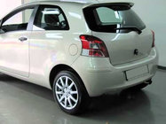 Toyota Yaris 2006–2011 Spojler na lakovanie fotografia 1