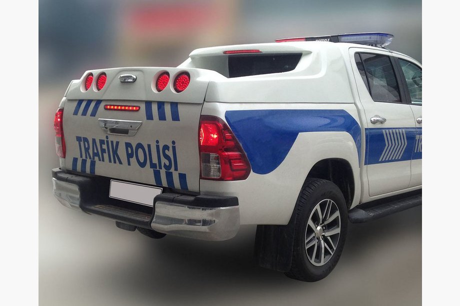 Toyota Hilux 2015– Hardtop na pick-up GRAND BOX Image