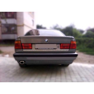 Nerezová lišta hrany kufra BMW 5 séria E34 1988–1995 fotografia 1