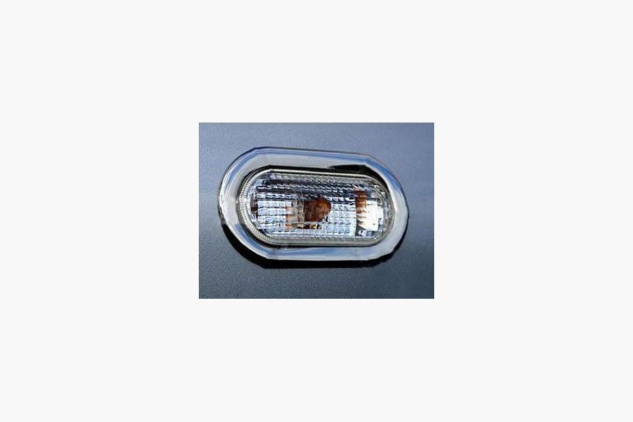 Volkswagen Caddy 2004–2010 Chrómové kryty smeroviek Carmos (2 ks) Image