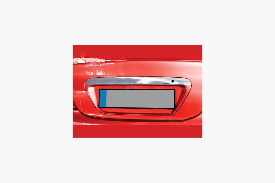 Mitsubishi Lancer 9 2004–2008 Nerezová lišta nad ŠPZ Image
