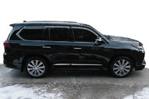 Lexus LX570/450d 2008–2022 Dverové lišty (dizajn 2016+) fotografia 8