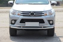 Toyota Hilux 2015– Predný ochranný rám ST018 (nerez) fotografia 3