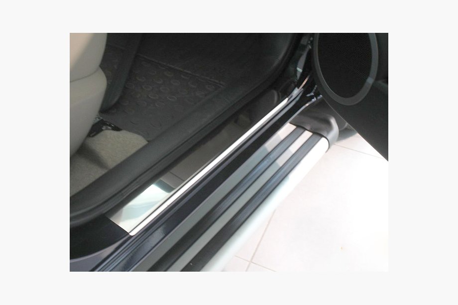Nissan Leaf 2010–2017 Nerezové prahové lišty Nataniko (4 ks) Image