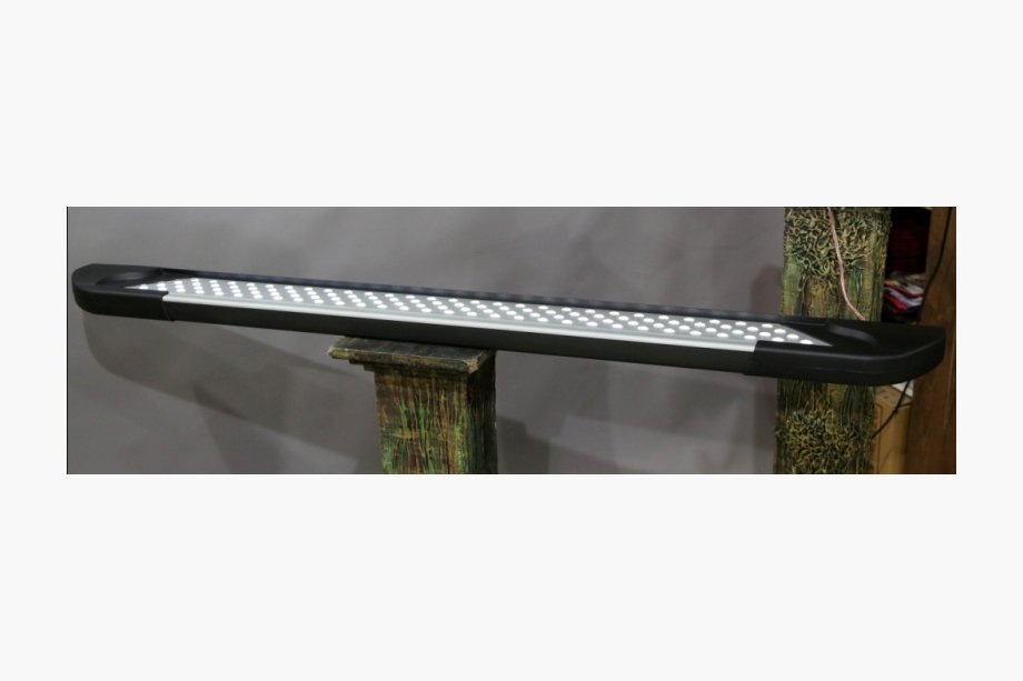 Volkswagen T5 Multivan 2003–2010 Bočné nášľapy X5 typ s LED (2 ks, hliník) Image