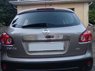 Nissan Qashqai 2007–2010 Nerezová ozdobná lišta nad ŠPZ S tlačidlom, OmsaLine – talianska nehrdzavejúca oceľ fotografia 1