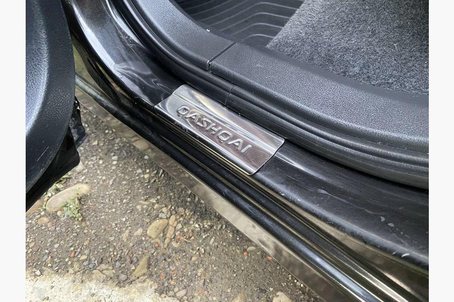 Nissan Qashqai 2007–2010 Nerezové kryty prahov Omsa (4 ks) Fotografia 8