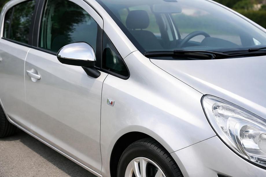 Opel Corsa D 2007–2014 Nerezové kryty spätných zrkadiel (2 ks) Image