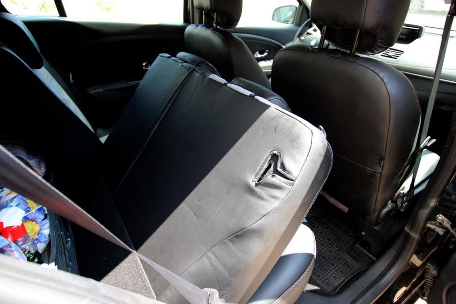 Renault Megane III 2009–2016 Autopoťahy z eko kože + látka + Antara Antara A0010 (kompletný interiér) Fotografia 13