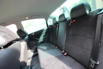 Volkswagen Passat B5 1997–2005 Autopoťahy eko koža+textília+Alcantara Antara A001 (kompletný set do celého interiéru) fotografia 3