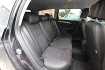 Volkswagen Passat B7 2012–2015 Autopoťahy eko koža+textília+Alcantara Antara A001 (kompletný set do celého interiéru) fotografia 5