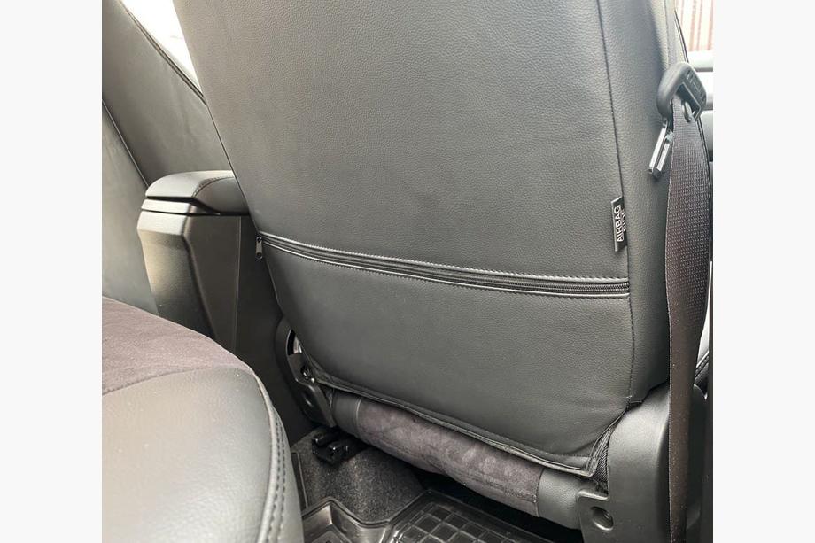 Suzuki Vitara 2015– Autopoťahy eko koža+textília+Alcantara Antara A001 (kompletný set do celého interiéru) Fotografia 1