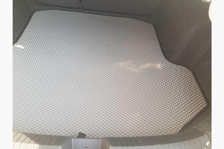Volkswagen Jetta 2018– Rohož do kufra (EVA, sivá) Image