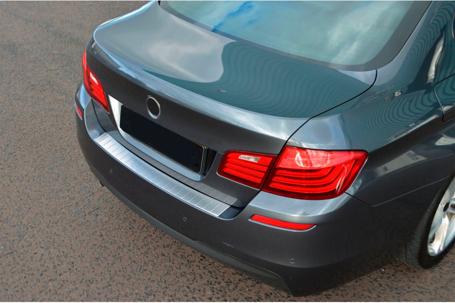 BMW 5. rad F10/F11 2010–2016 OmsaLine nerezová lišta zadného nárazníka (SD, nerez.) Fotografia 6