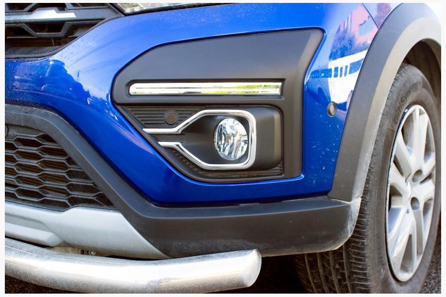 Dacia Jogger 2022– Chrómové lišty na hmlovky (2 ks, nerez) Image