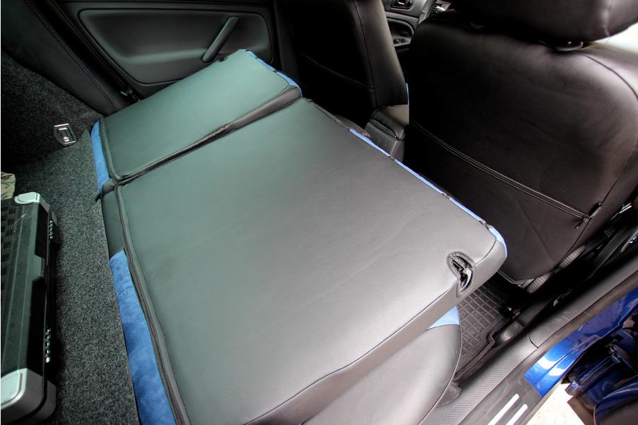 Volkswagen Passat B5 1997–2005 Autopoťahy z eko kože + látky + alcantary Antara A006 (kompletná sada do celého interiéru) Fotografia 12
