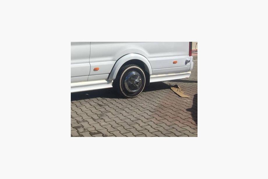 Ford Transit 2014– Bočné prahy – zadná časť (na lakovanie) Image