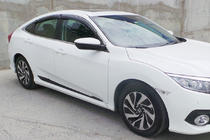 Honda Civic Sedan X 2016–2021 Dverové lišty (4 ks, čierne) fotografia 1