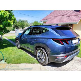 Dverné lišty (4 ks, nerez) Hyundai Tucson NX4 2021– fotografia 3
